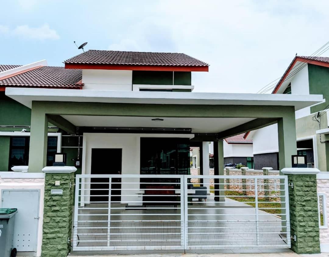 Syifa Homestay Melaka Zewnętrze zdjęcie